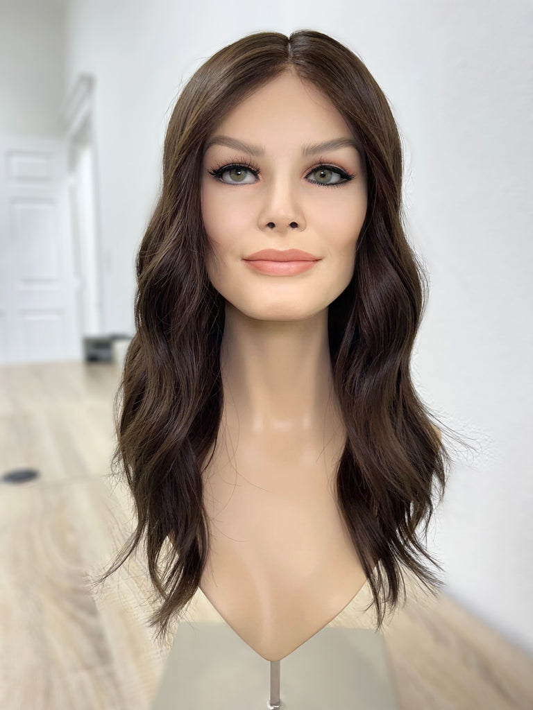 silk top lace front wig - lace front wig - lightly worn wig - preloved wig - wigs for women - affordable natural hair wigs - buy used wigs 