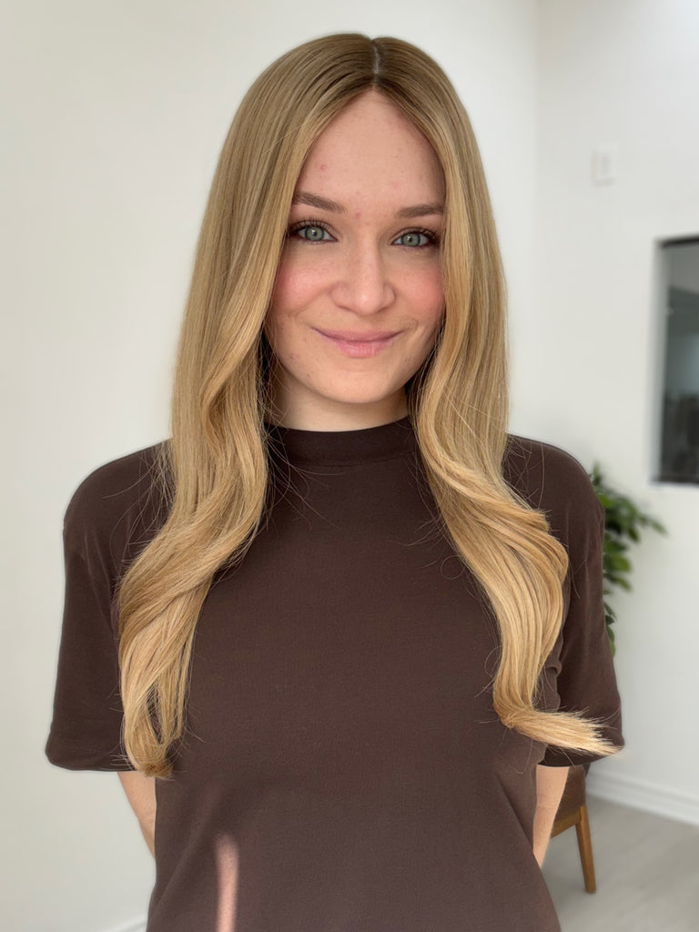  silk top lace front wig - lace front wig - lightly worn wig - preloved wig - wigs for women - affordable natural hair wigs - buy used wigs 
