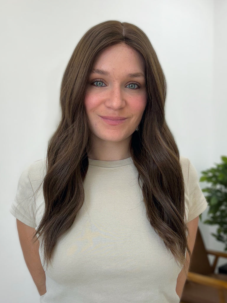 silk top lace front wig - lace front wig - lightly worn wig - preloved wig - wigs for women - affordable natural hair wigs - buy used wigs 