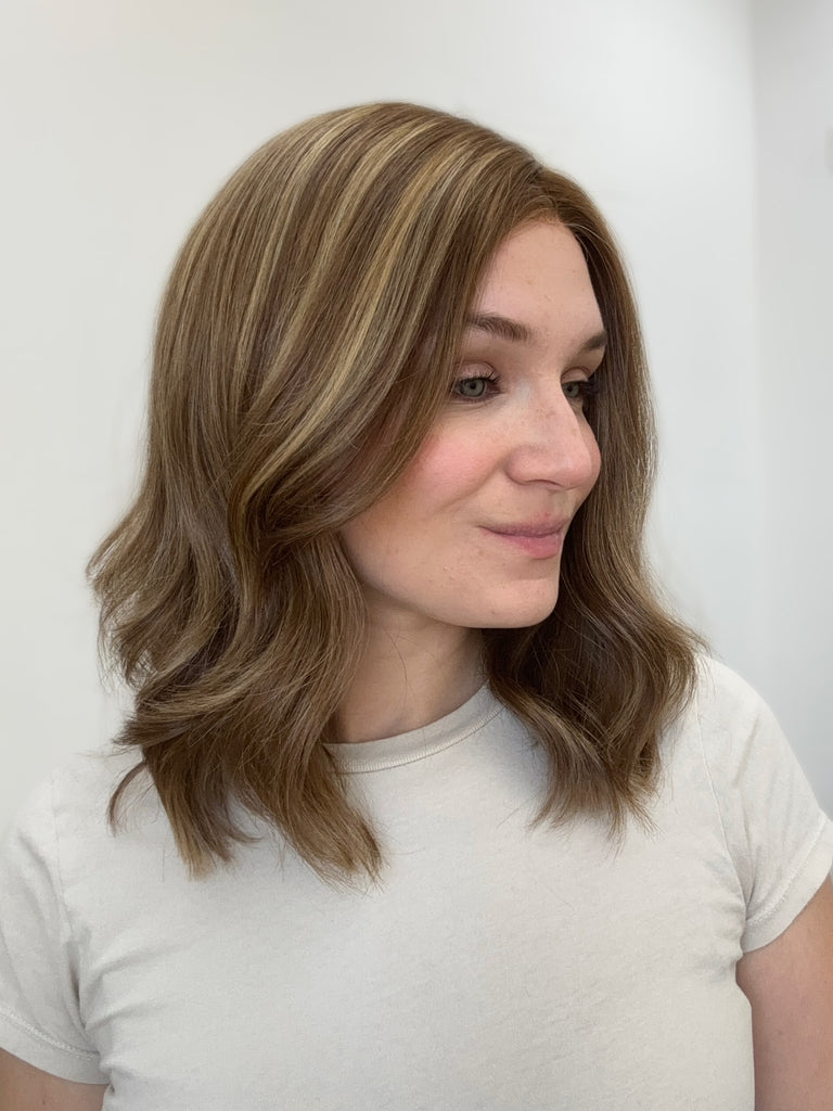 silk top lace front wig - lace front wig - lightly worn wig - preloved wig - wigs for women - affordable natural hair wigs - buy used wigs 
