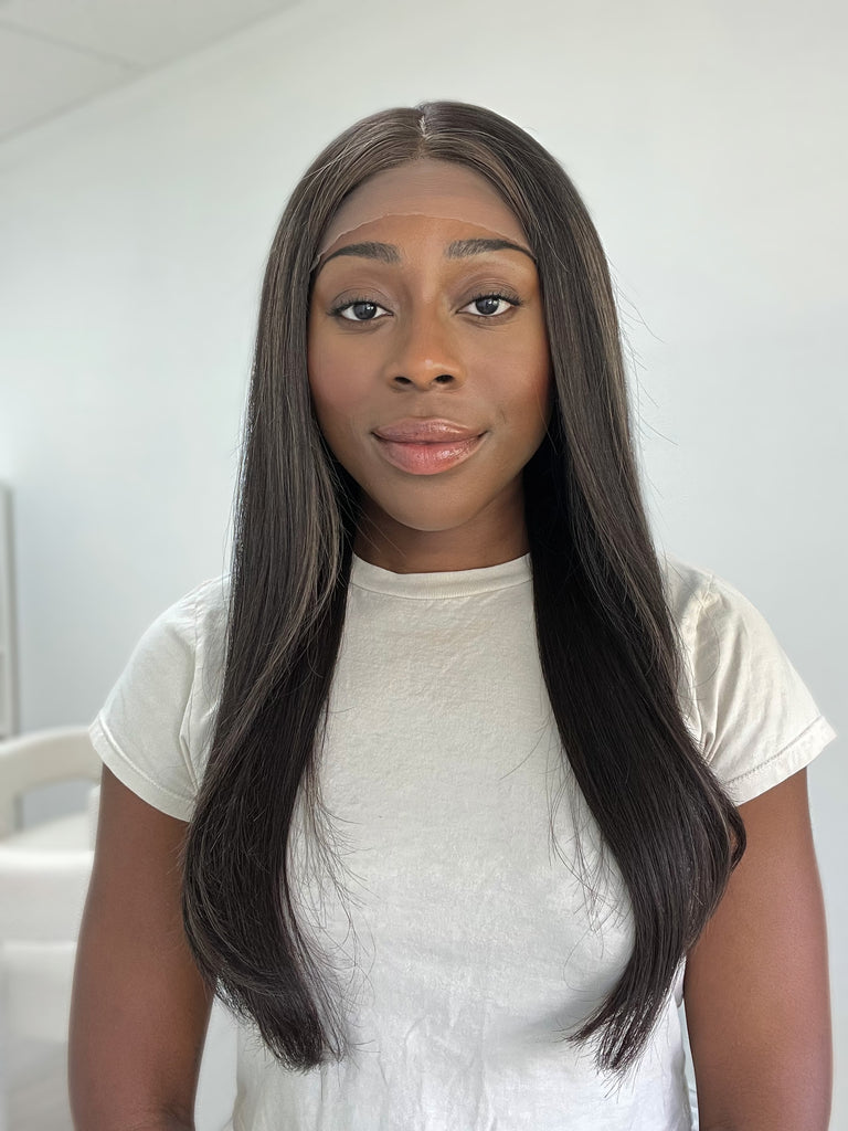 silk top lace front wig - lace front wig - lightly worn wig - preloved wig - wigs for women - affordable natural hair wigs - buy used wigs 