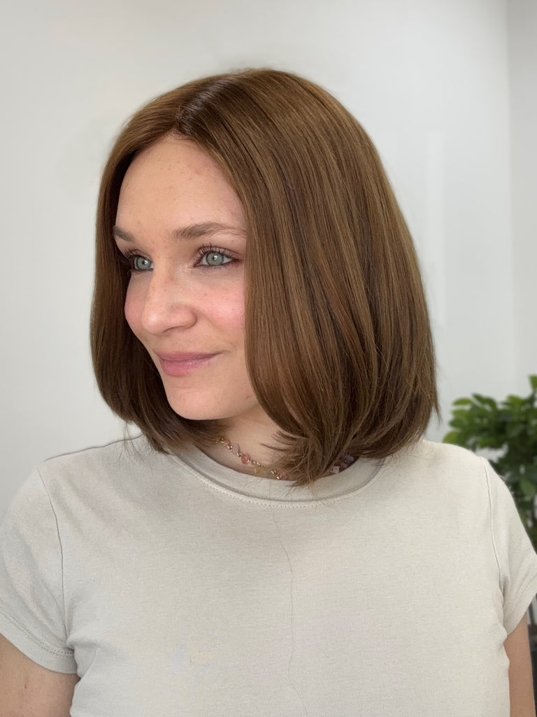 silk top lace front wig - lace front wig - lightly worn wig - preloved wig - wigs for women - affordable natural hair wigs - buy used wigs 
