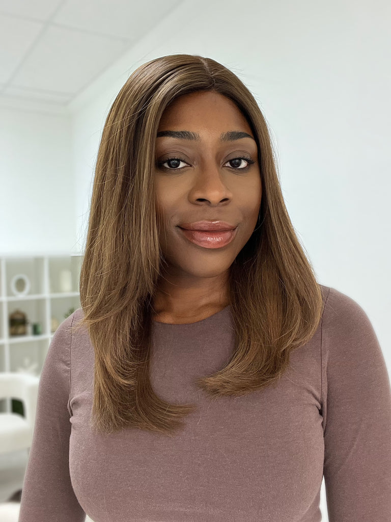 silk top lace front wig - lace front wig - lightly worn wig - preloved wig - wigs for women - affordable natural hair wigs - buy used wigs 
