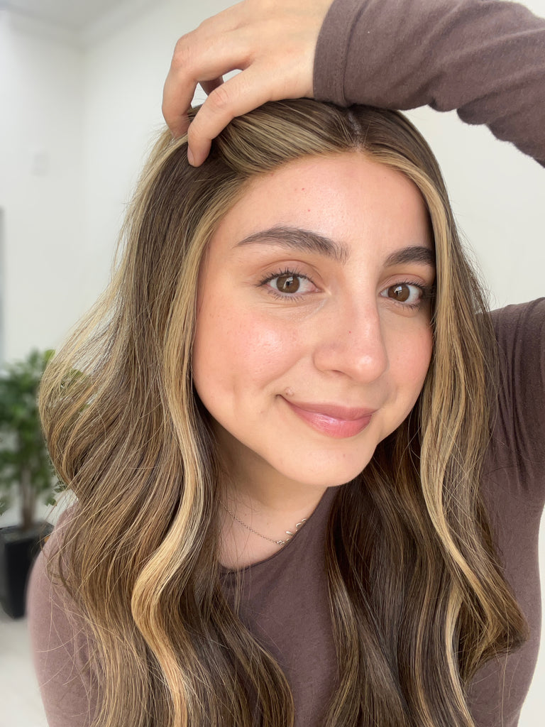 silk top lace front wig - lace front wig - lightly worn wig - preloved wig - wigs for women - affordable natural hair wigs - buy used wigs 
