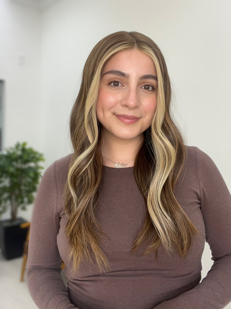 silk top lace front wig - lace front wig - lightly worn wig - preloved wig - wigs for women - affordable natural hair wigs - buy used wigs 
