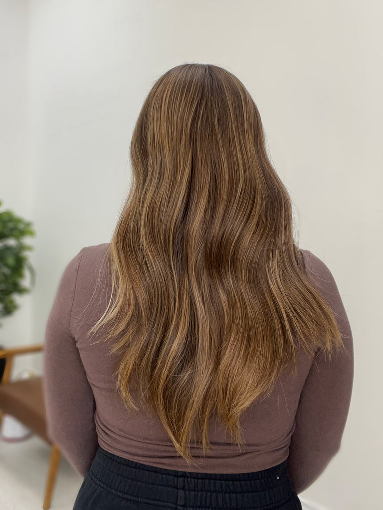 silk top lace front wig - lace front wig - lightly worn wig - preloved wig - wigs for women - affordable natural hair wigs - buy used wigs 
