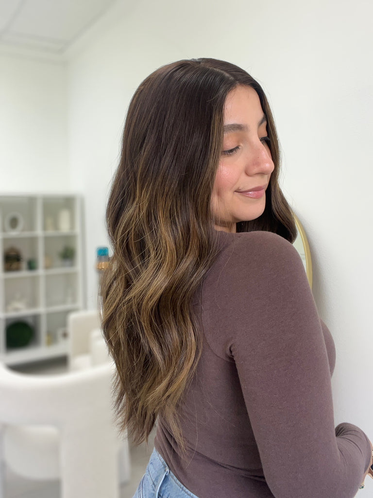 silk top lace front wig - lace front wig - lightly worn wig - preloved wig - wigs for women - affordable natural hair wigs - buy used wigs 