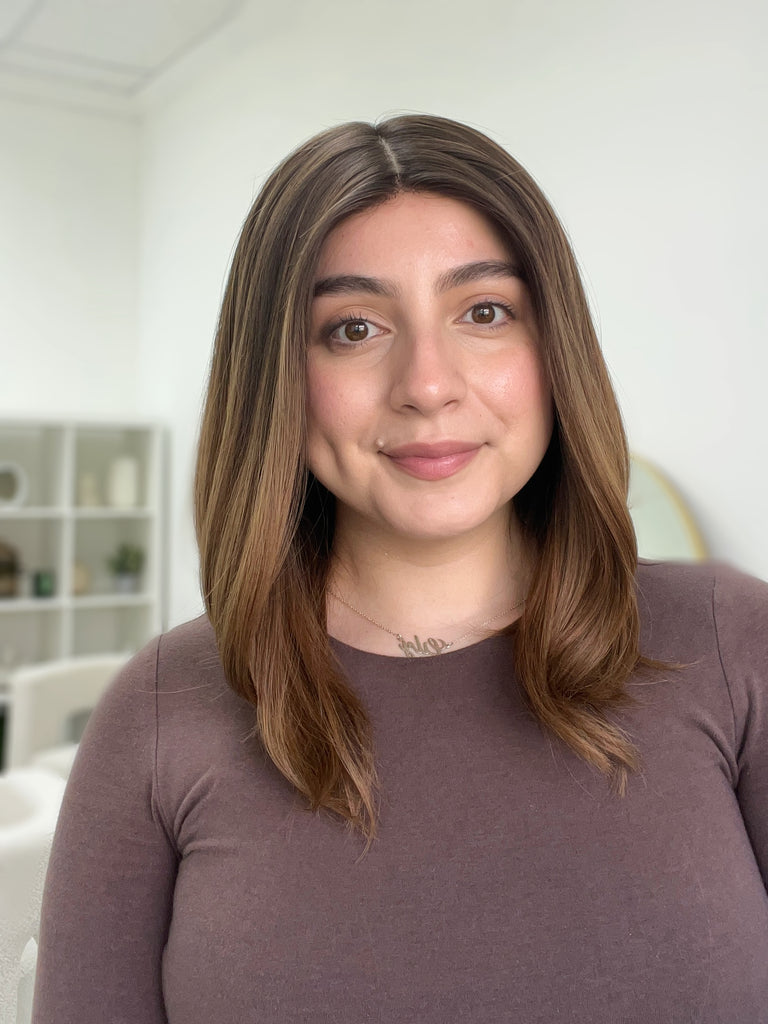 silk top lace front wig - lace front wig - lightly worn wig - preloved wig - wigs for women - affordable natural hair wigs - buy used wigs 
