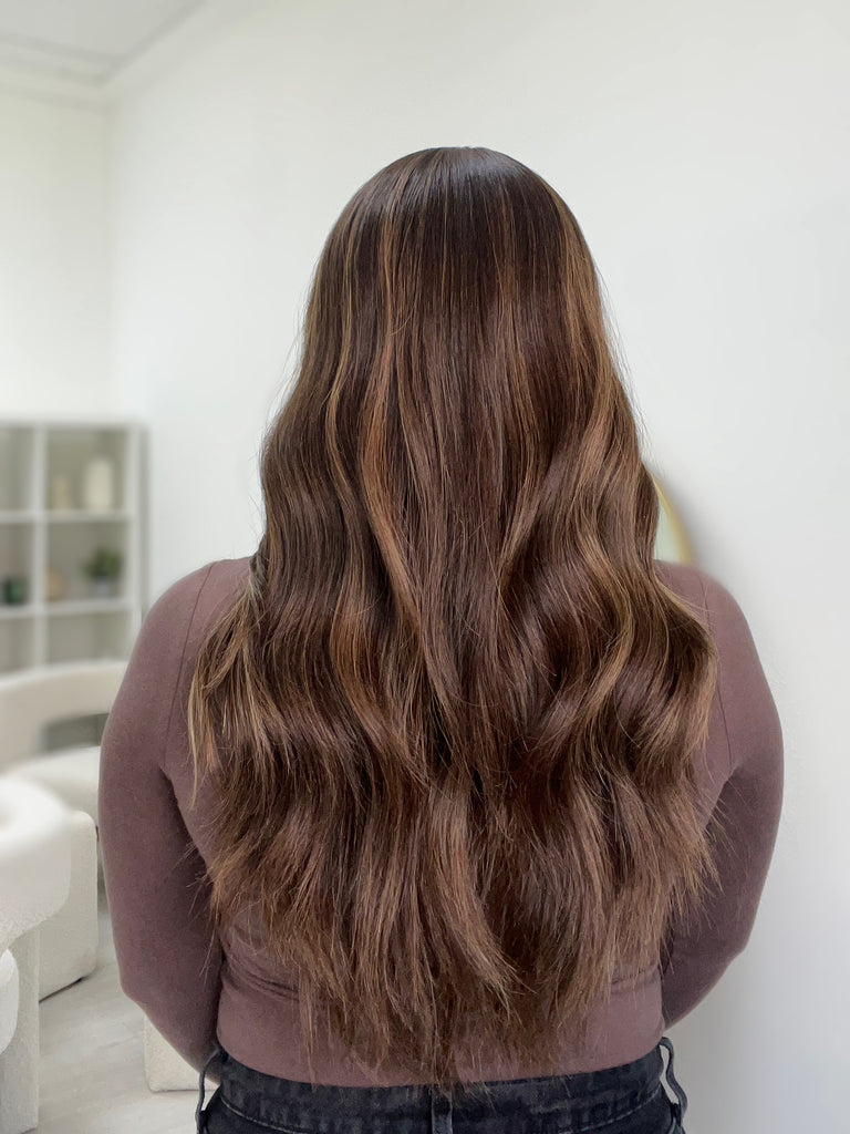 silk top lace front wig - lace front wig - lightly worn wig - preloved wig - wigs for women - affordable natural hair wigs - buy used wigs 
