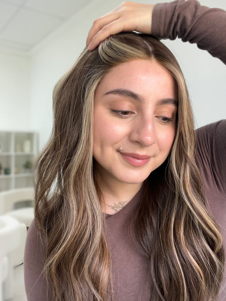 silk top lace front wig - lace front wig - lightly worn wig - preloved wig - wigs for women - affordable natural hair wigs - buy used wigs 
