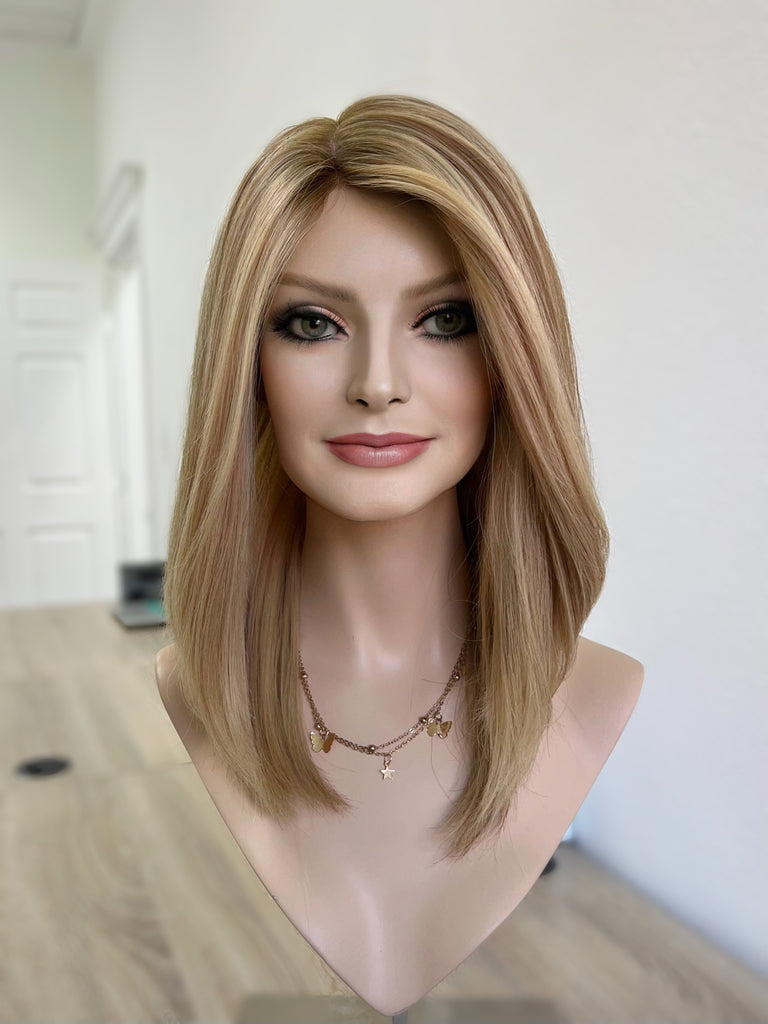 silk top lace front wig - lace front wig - lightly worn wig - preloved wig - wigs for women - affordable natural hair wigs - buy used wigs 