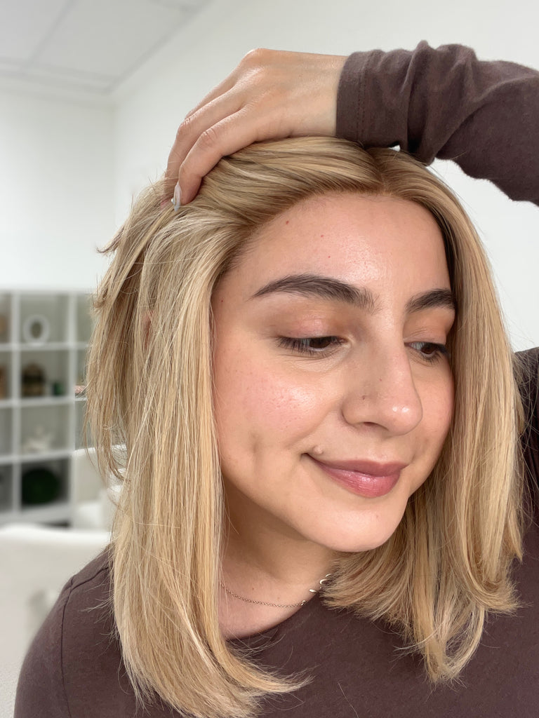silk top lace front wig - lace front wig - lightly worn wig - preloved wig - wigs for women - affordable natural hair wigs - buy used wigs 
