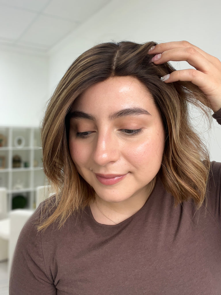 silk top lace front wig - lace front wig - lightly worn wig - preloved wig - wigs for women - affordable natural hair wigs - buy used wigs 
