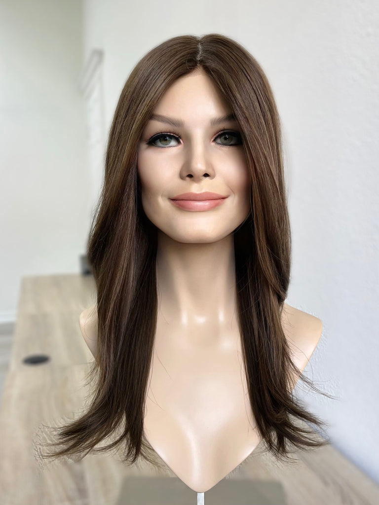 silk top lace front wig - lace front wig - lightly worn wig - preloved wig - wigs for women - affordable natural hair wigs - buy used wigs 