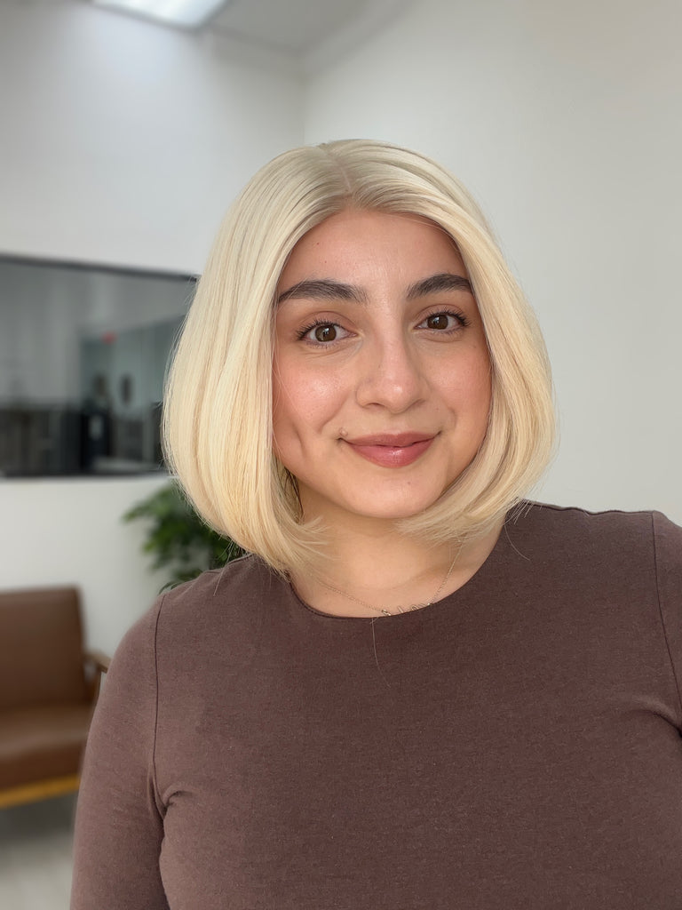 silk top lace front wig - lace front wig - lightly worn wig - preloved wig - wigs for women - affordable natural hair wigs - buy used wigs 
