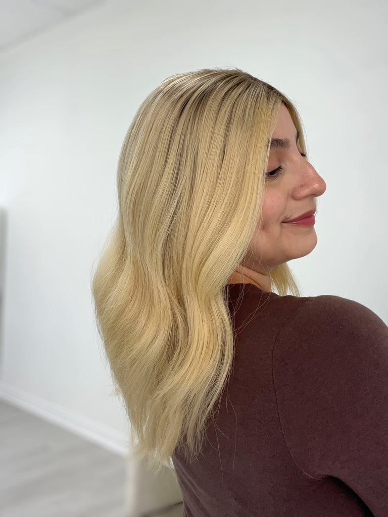  silk top lace front wig - lace front wig - lightly worn wig - preloved wig - wigs for women - affordable natural hair wigs - buy used wigs 
