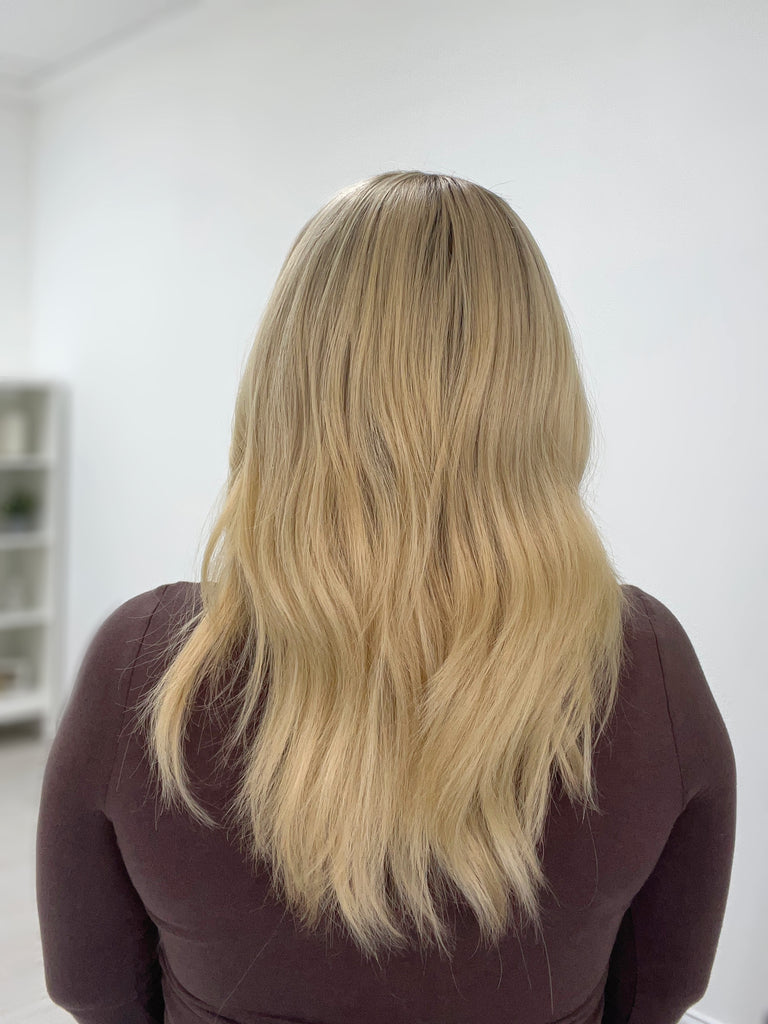  silk top lace front wig - lace front wig - lightly worn wig - preloved wig - wigs for women - affordable natural hair wigs - buy used wigs 
