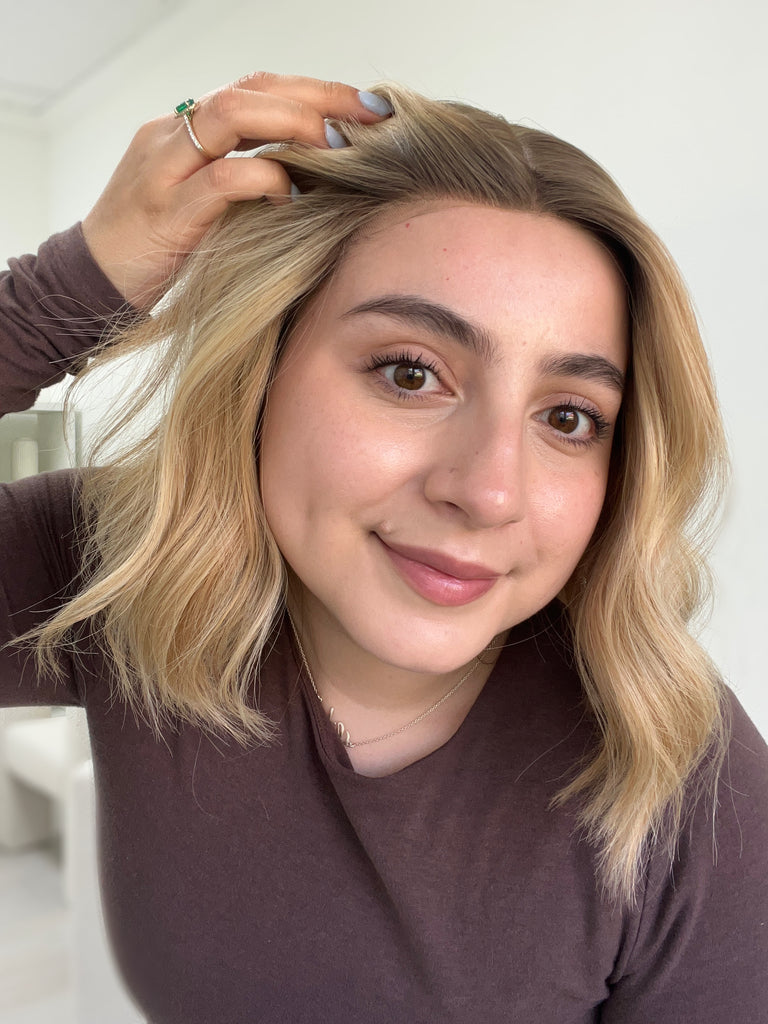 silk top lace front wig - lace front wig - lightly worn wig - preloved wig - wigs for women - affordable natural hair wigs - buy used wigs 
