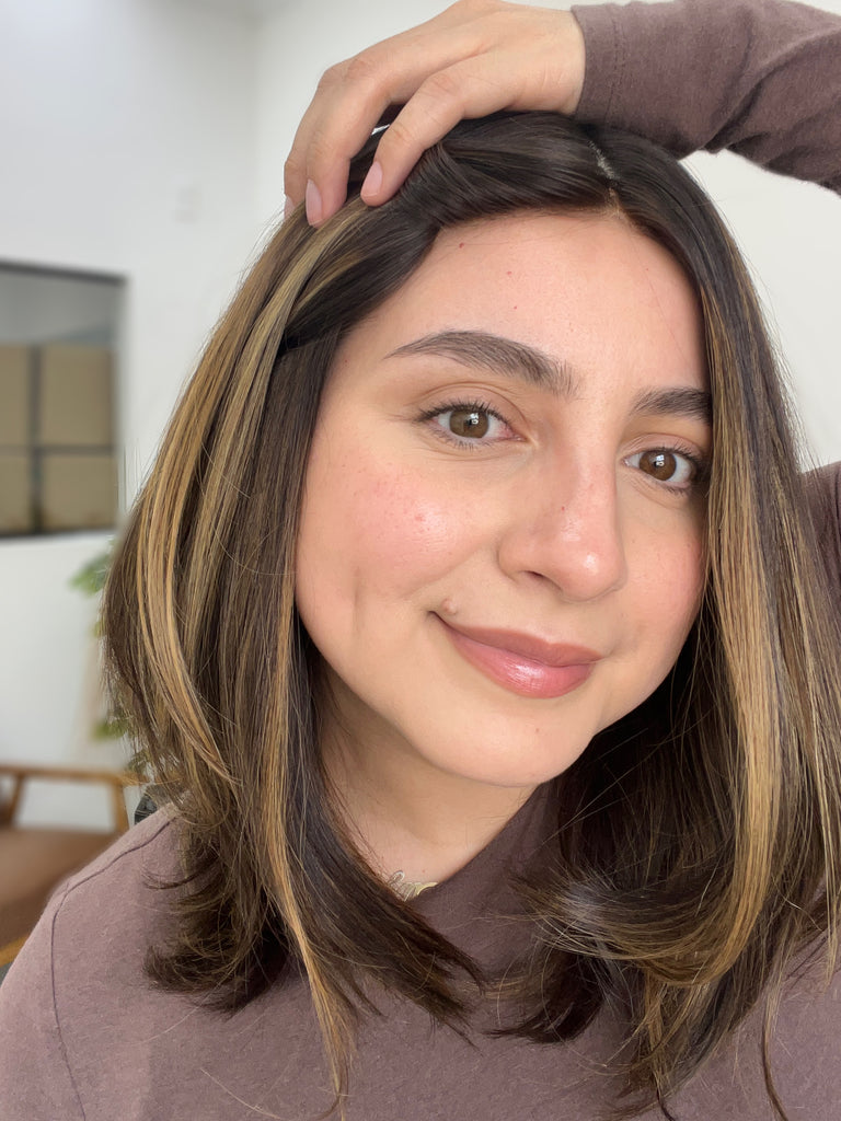 silk top lace front wig - lace front wig - lightly worn wig - preloved wig - wigs for women - affordable natural hair wigs - buy used wigs 
