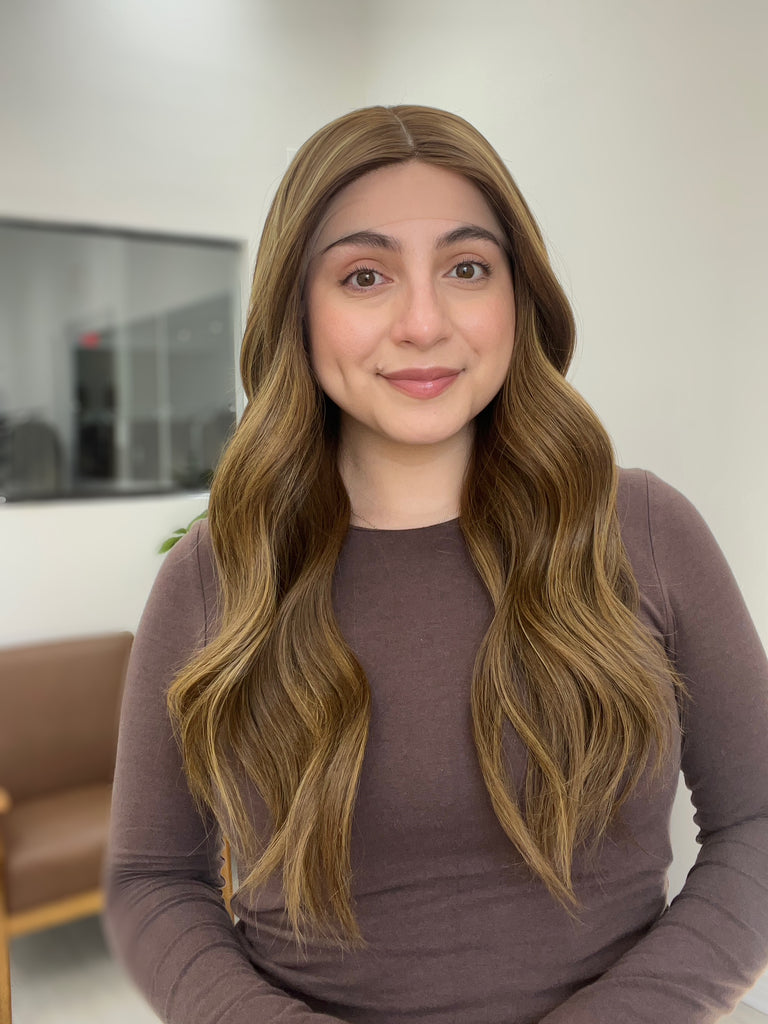 silk top lace front wig - lace front wig - lightly worn wig - preloved wig - wigs for women - affordable natural hair wigs - buy used wigs 
