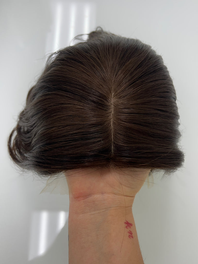 silk top lace front wig - lace front wig - lightly worn wig - preloved wig - wigs for women - affordable natural hair wigs - buy used wigs 
