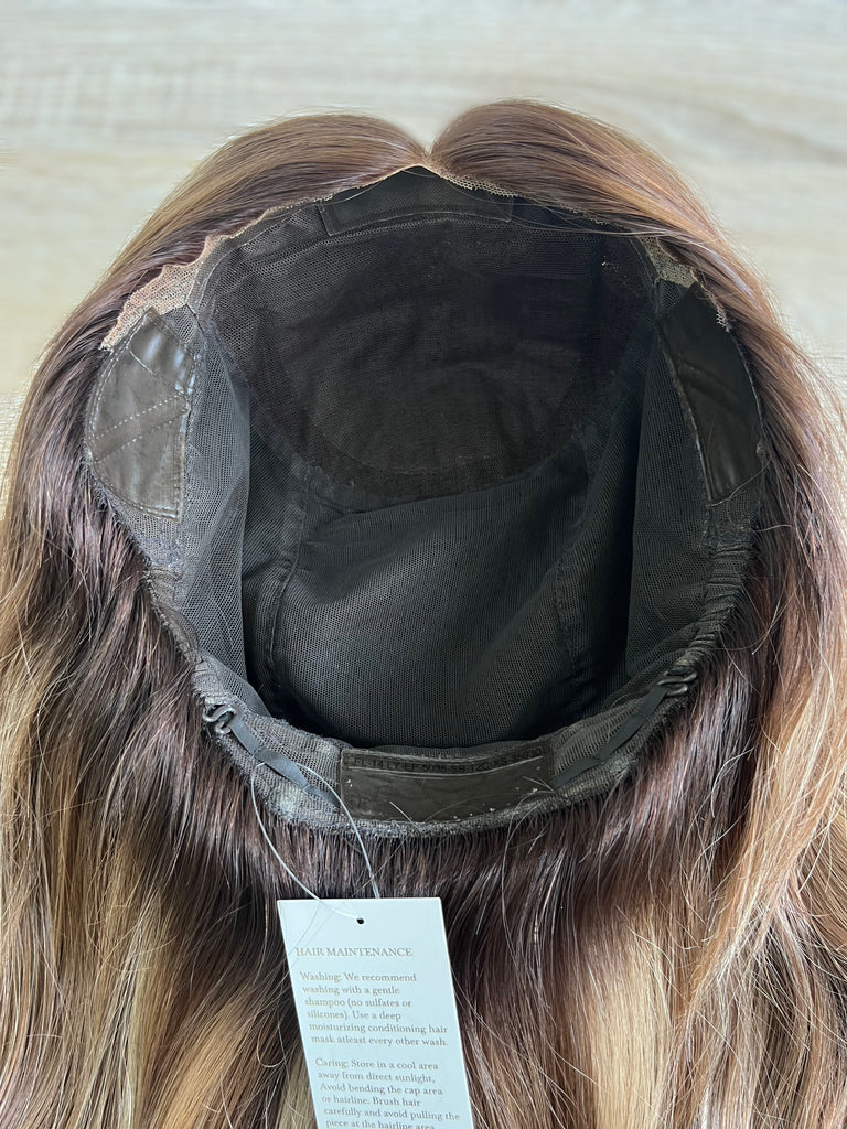 silk top lace front wig - lace front wig - lightly worn wig - preloved wig - wigs for women - affordable natural hair wigs - buy used wigs 