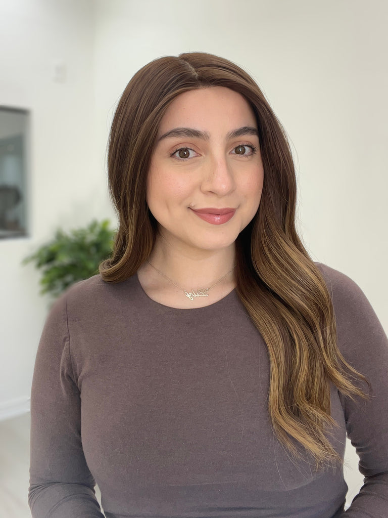 silk top lace front wig - lace front wig - lightly worn wig - preloved wig - wigs for women - affordable natural hair wigs - buy used wigs 
