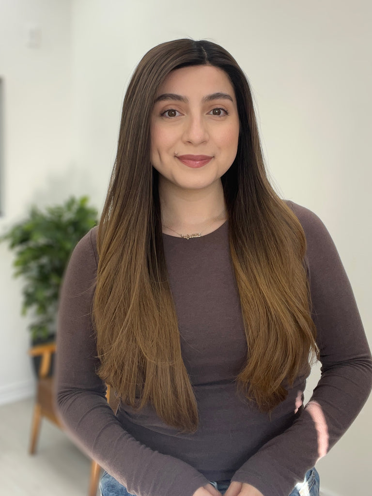 silk top lace front wig - lace front wig - lightly worn wig - preloved wig - wigs for women - affordable natural hair wigs - buy used wigs 
