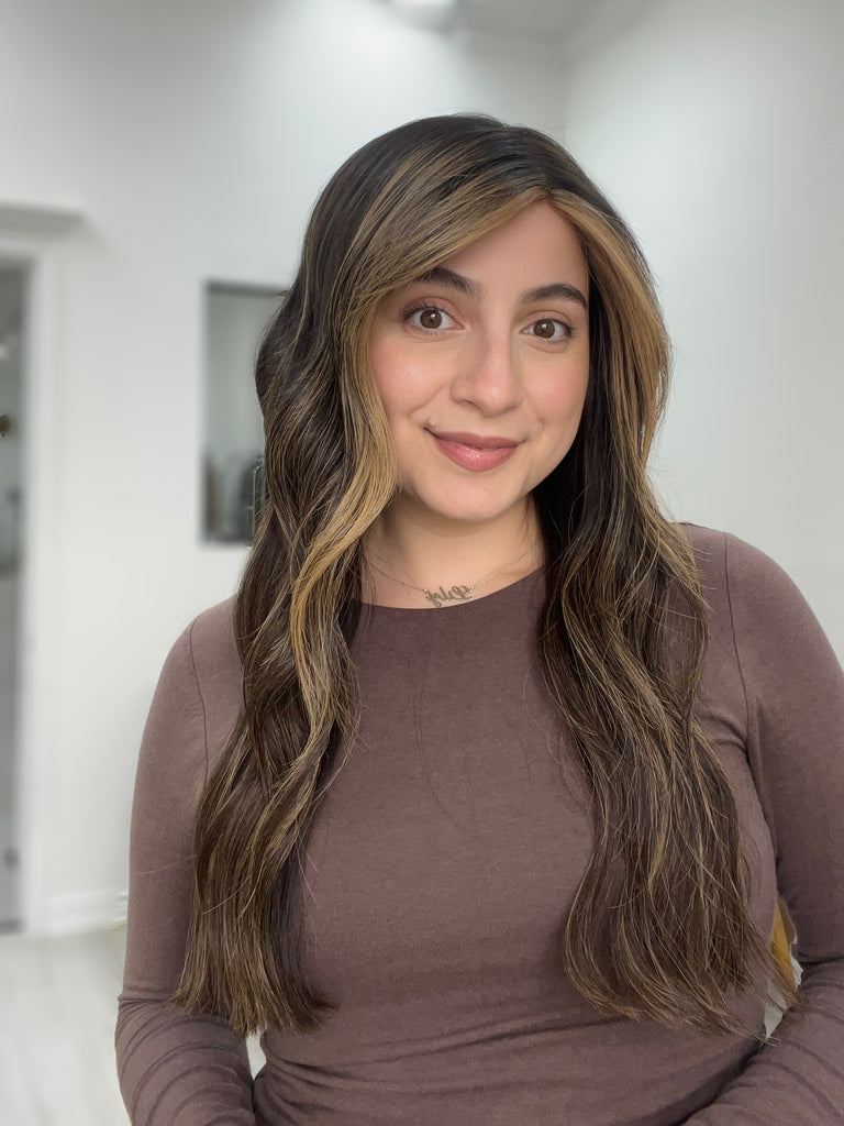 silk top lace front wig - lace front wig - lightly worn wig - preloved wig - wigs for women - affordable natural hair wigs - buy used wigs 
