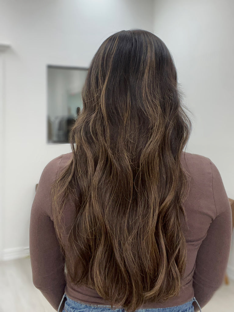 silk top lace front wig - lace front wig - lightly worn wig - preloved wig - wigs for women - affordable natural hair wigs - buy used wigs 
