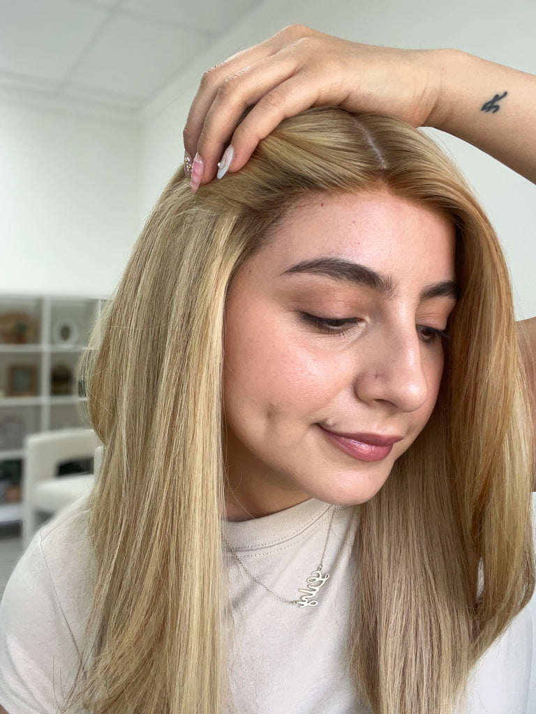 silk top lace front wig - lace front wig - lightly worn wig - preloved wig - wigs for women - affordable natural hair wigs - buy used wigs 