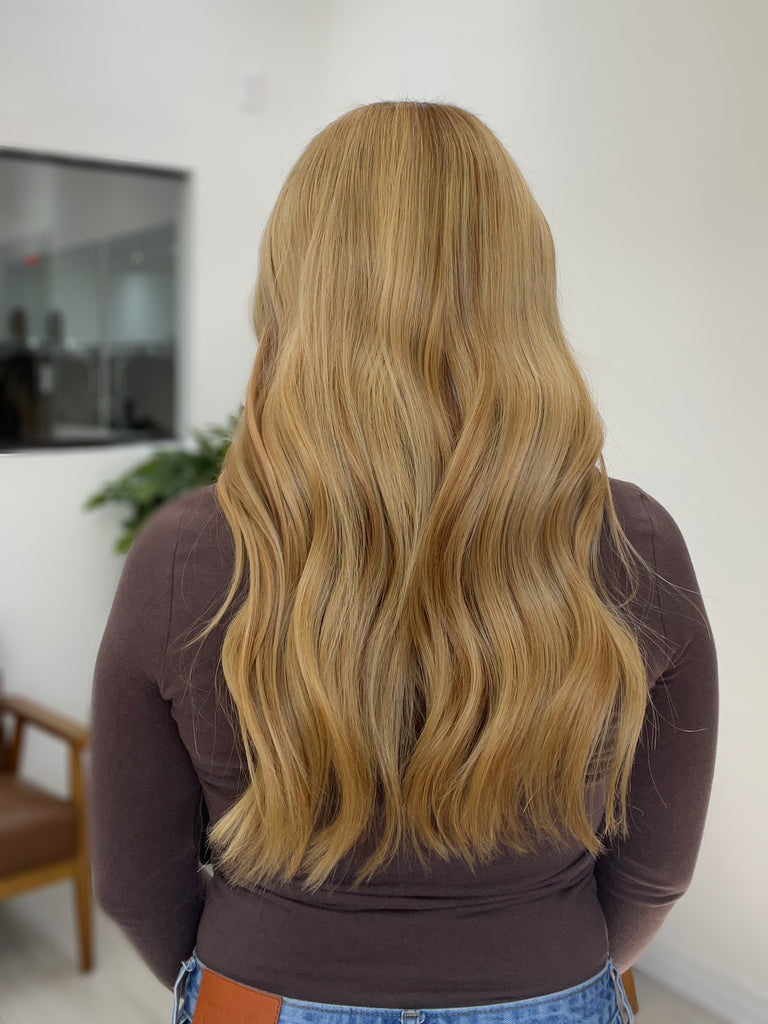 silk top lace front wig - lace front wig - lightly worn wig - preloved wig - wigs for women - affordable natural hair wigs - buy used wigs