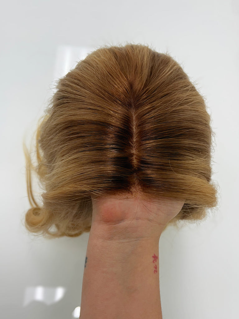 silk top lace front wig - lace front wig - lightly worn wig - preloved wig - wigs for women - affordable natural hair wigs - buy used wigs