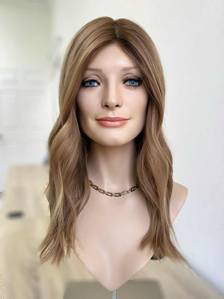 silk top lace front wig - lace front wig - lightly worn wig - preloved wig - wigs for women - affordable natural hair wigs - buy used wigs 