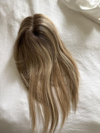 Follea Lace Top Mini Topper - Rooted Blonde - D630
