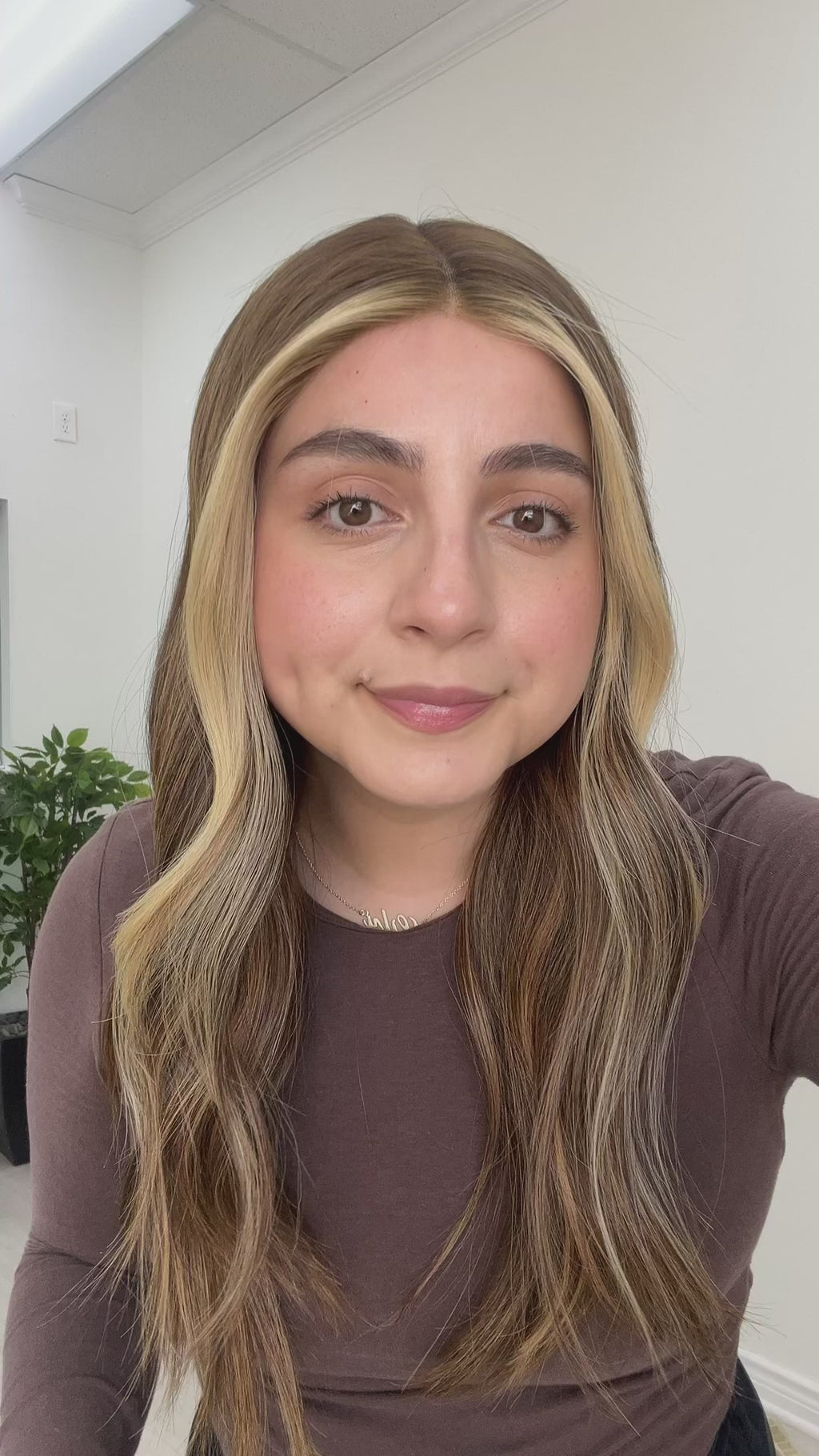 silk top lace front wig - lace front wig - lightly worn wig - preloved wig - wigs for women - affordable natural hair wigs - buy used wigs 
