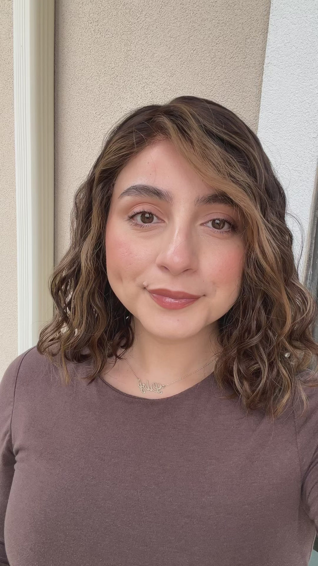 silk top lace front wig - lace front wig - lightly worn wig - preloved wig - wigs for women - affordable natural hair wigs - buy used wigs 
