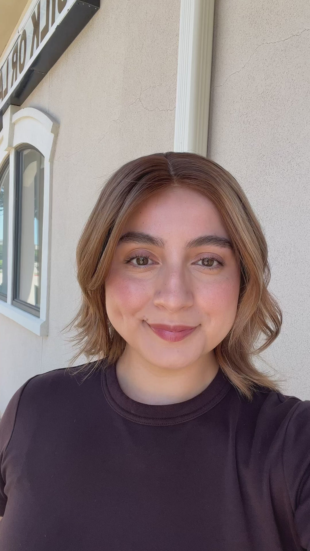 silk top lace front wig - lace front wig - lightly worn wig - preloved wig - wigs for women - affordable natural hair wigs - buy used wigs 
