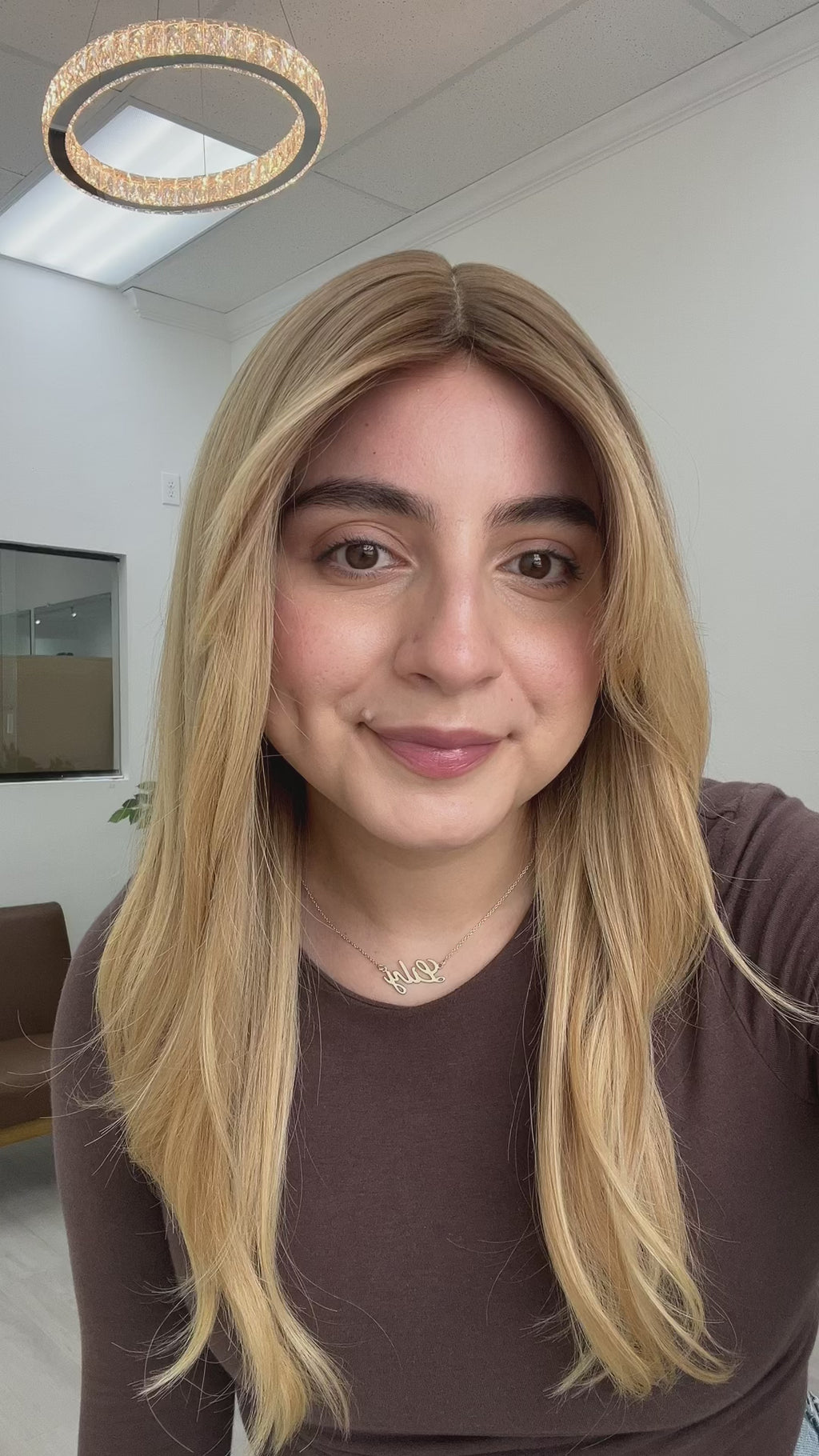 silk top lace front wig - lace front wig - lightly worn wig - preloved wig - wigs for women - affordable natural hair wigs - buy used wigs 
