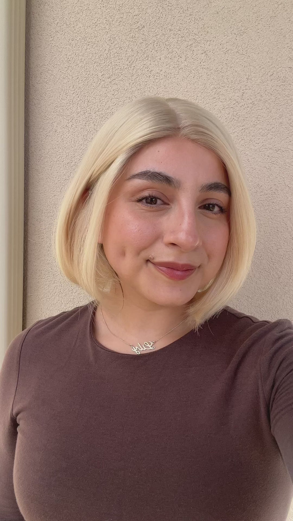 silk top lace front wig - lace front wig - lightly worn wig - preloved wig - wigs for women - affordable natural hair wigs - buy used wigs 
