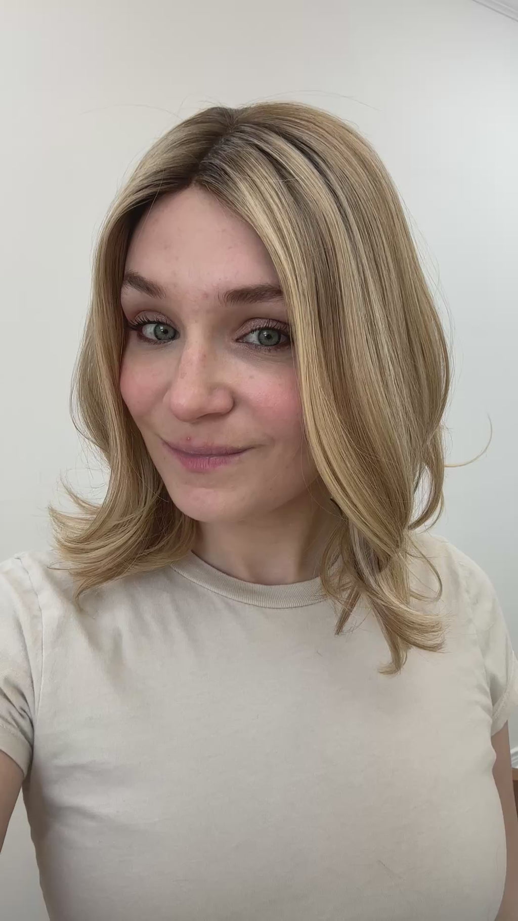 silk top lace front wig - lace front wig - lightly worn wig - preloved wig - wigs for women - affordable natural hair wigs - buy used wigs 
