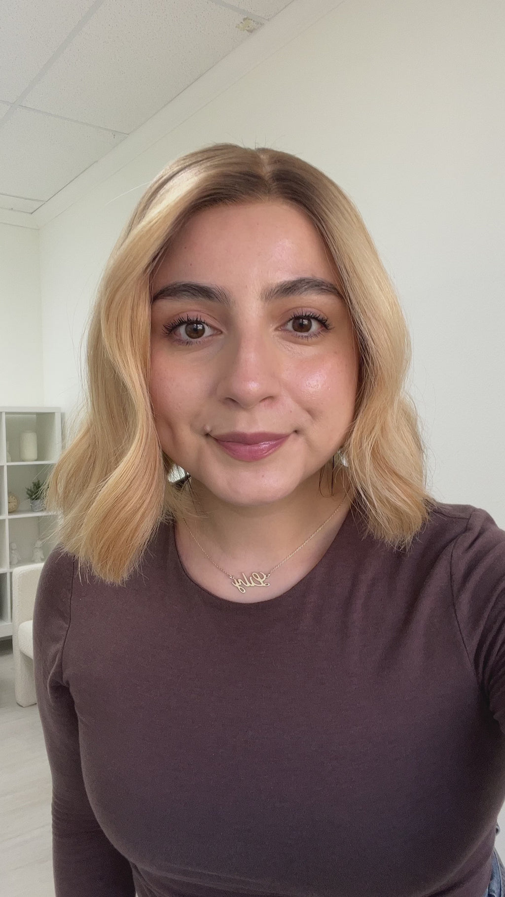 silk top lace front wig - lace front wig - lightly worn wig - preloved wig - wigs for women - affordable natural hair wigs - buy used wigs 
