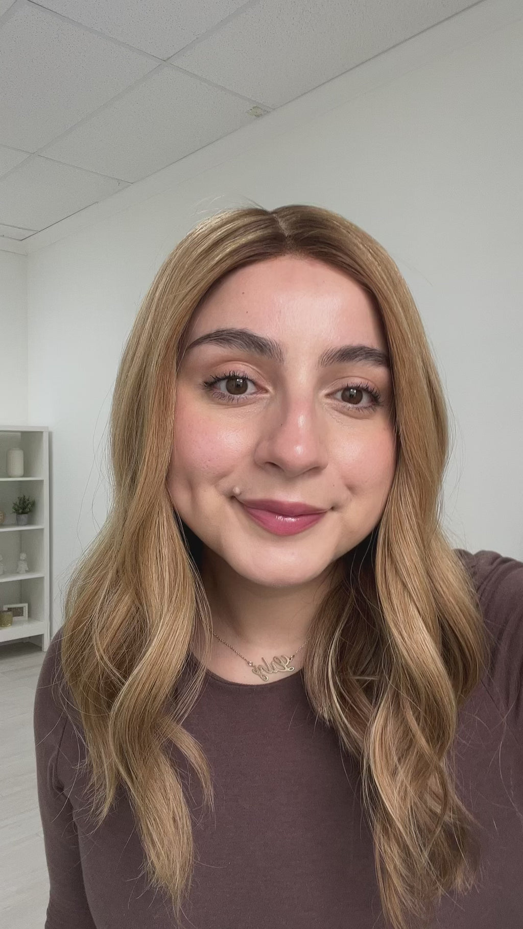silk top lace front wig - lace front wig - lightly worn wig - preloved wig - wigs for women - affordable natural hair wigs - buy used wigs 
